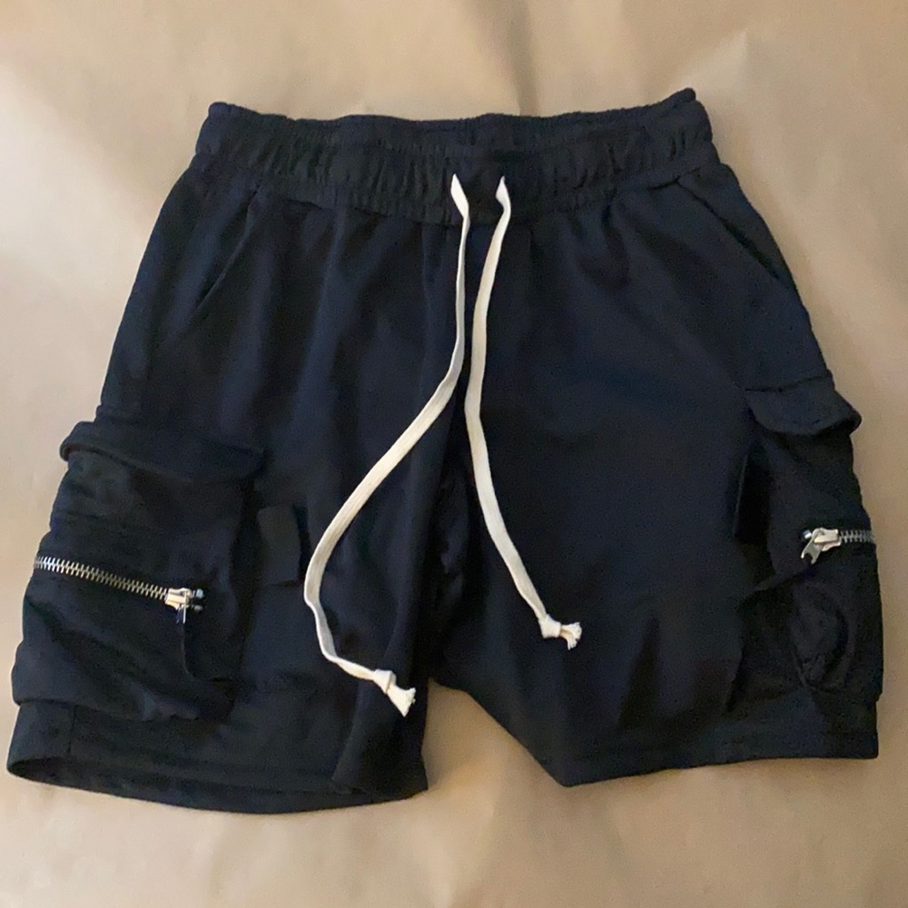 MNML TACTICAL CARGO SHORTS